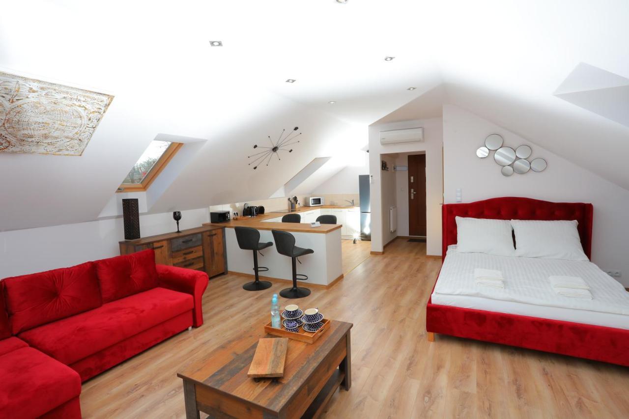 Apartament Ksiazecy Klimatyzacja Żagań Exteriör bild