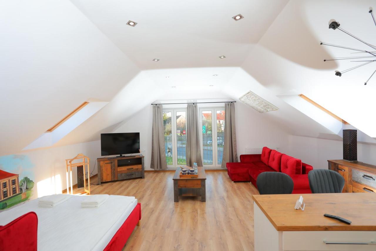 Apartament Ksiazecy Klimatyzacja Żagań Exteriör bild